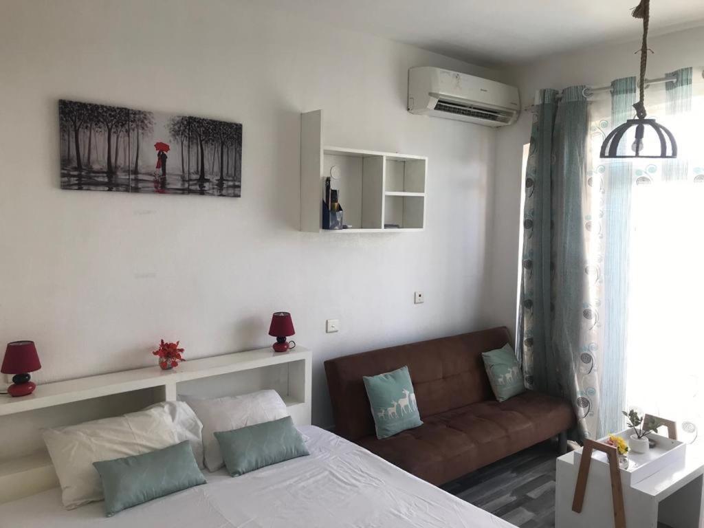 Studio- Grand Bay- 30 Meters From The Beach ภายนอก รูปภาพ
